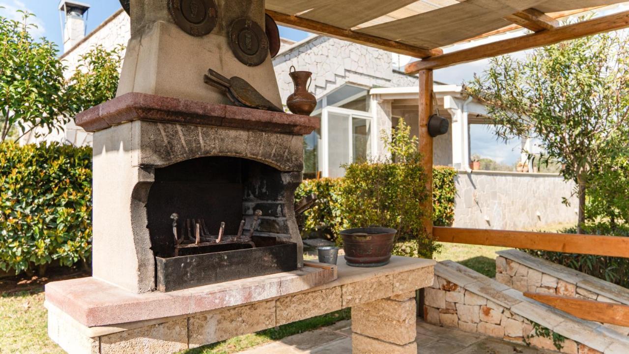 Villa Chanel Bellissima Villa Con Piscina Immersa Nella Valle D'Itria Ostuni Eksteriør billede