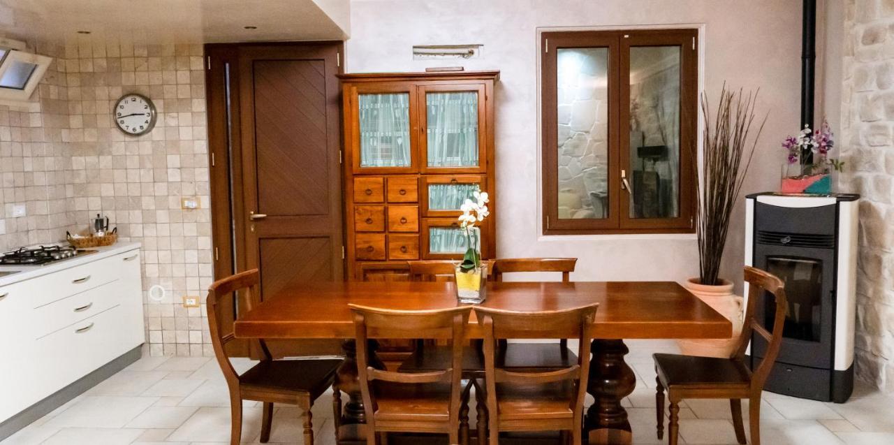 Villa Chanel Bellissima Villa Con Piscina Immersa Nella Valle D'Itria Ostuni Eksteriør billede